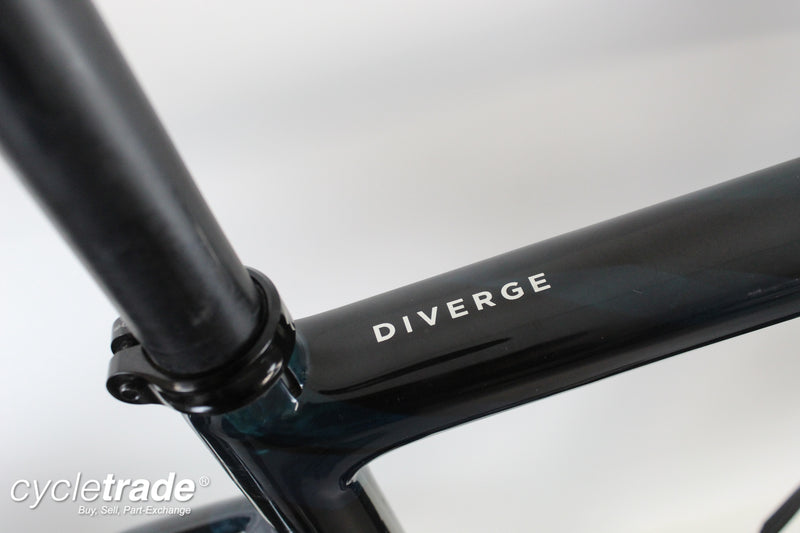 2022 Gravel Bike - Specialized Diverge Expert Rival Etap 56cm in Blue- Lightly Used