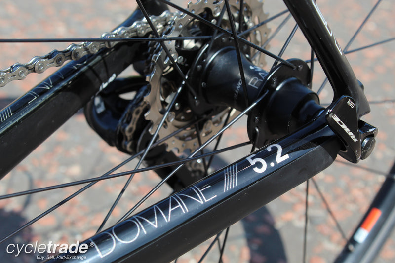Carbon Road Bike- Trek Domane 5.2 Compact Ultegra 52cm 7.52kg- Lightly Used